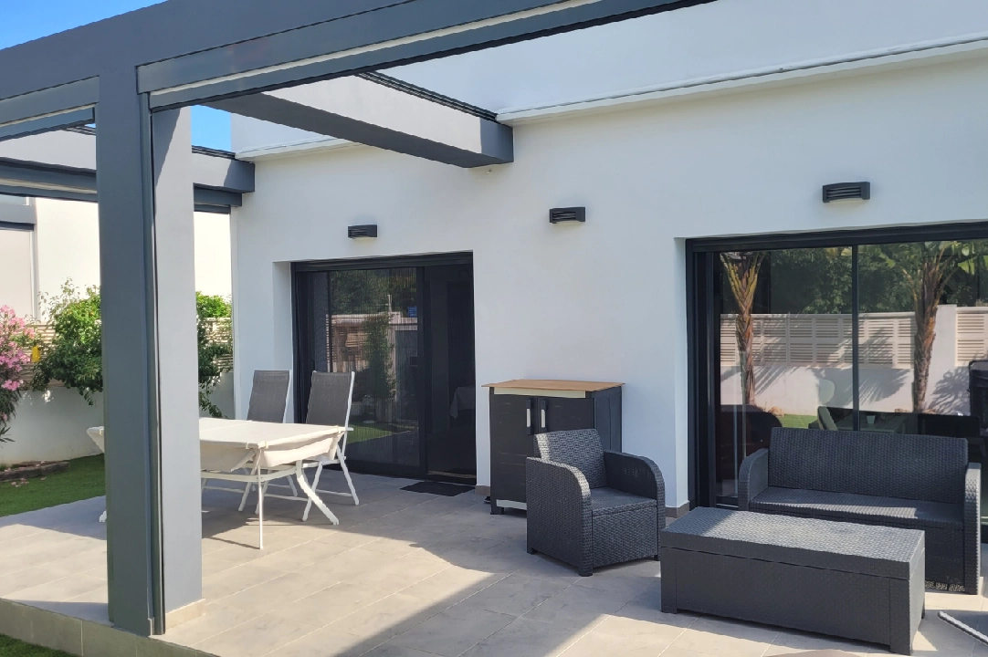 Villa in Els Poblets te koop, woonoppervlakte 158 m², Bouwjaar 2018, Staat als nieuw, + KLIMA, Airconditioning, grondstuk 500 m², 3 slapkamer, 2 badkamer, Zwembad, ref.: MG-0824-5