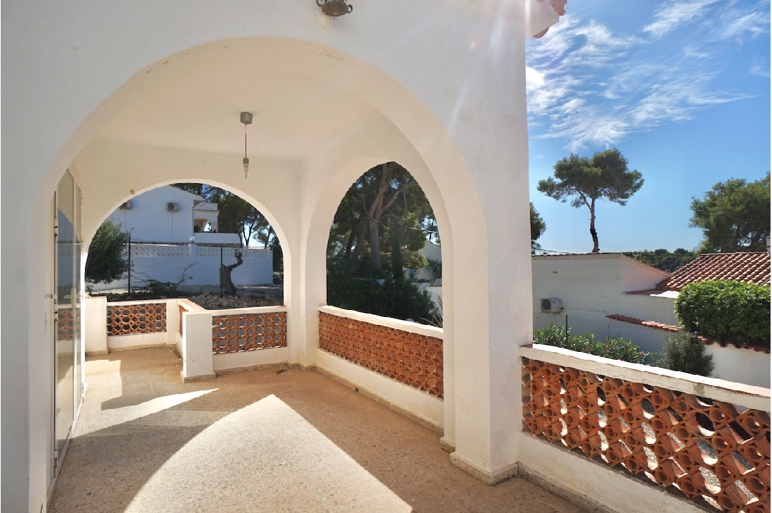 Villa in Moraira(Pinar del Advocat) te koop, woonoppervlakte 109 m², grondstuk 808 m², 2 slapkamer, 1 badkamer, ref.: CA-H-1813-AMBI-6