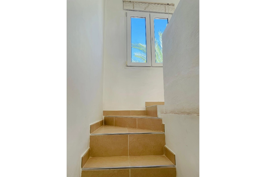 Villa in Denia te koop, woonoppervlakte 133 m², Bouwjaar 1970, Airconditioning, grondstuk 350 m², 3 slapkamer, 2 badkamer, Zwembad, ref.: UM-UV-0624-28