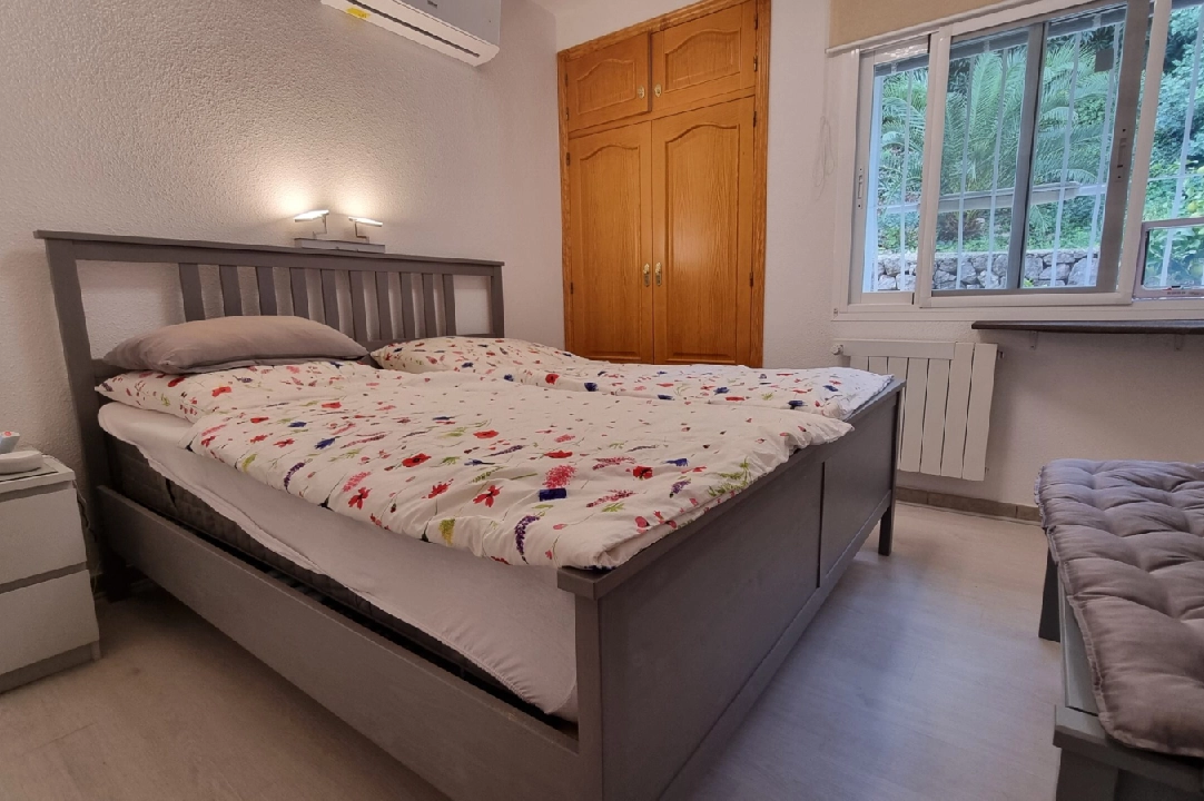 Villa in Ador te koop, woonoppervlakte 120 m², Bouwjaar 2002, + Centrale verwarming, Airconditioning, grondstuk 950 m², 4 slapkamer, 1 badkamer, Zwembad, ref.: AP-0224-6