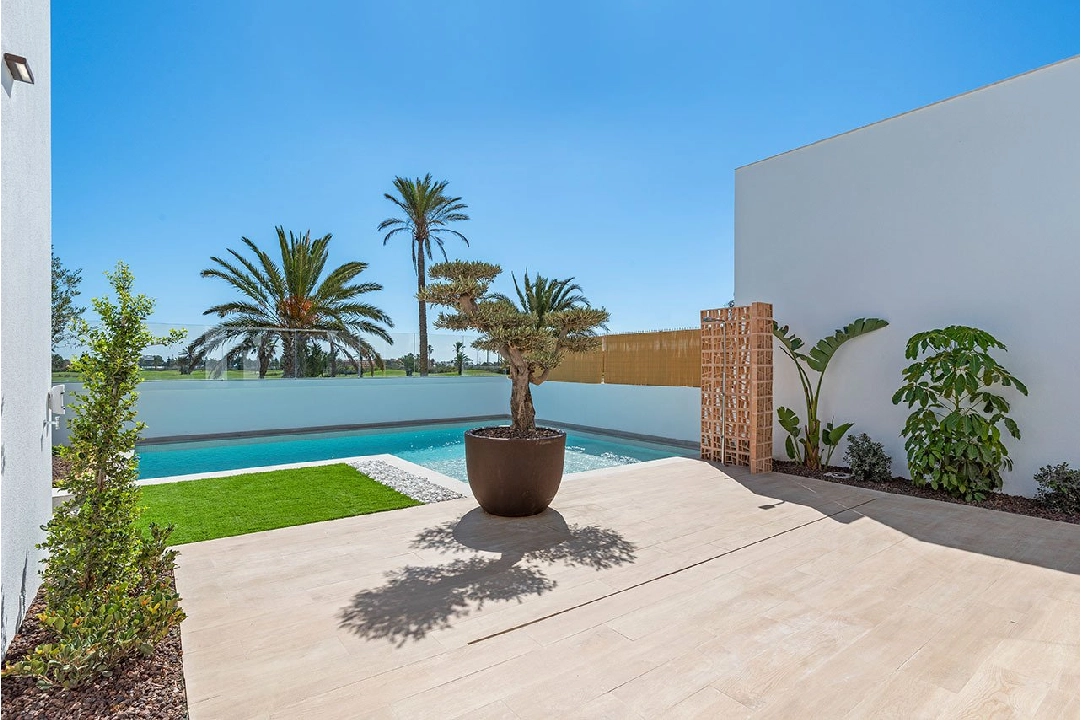 Villa in Los Alcazares te koop, woonoppervlakte 108 m², Staat Eerste bewoning, grondstuk 297 m², 3 slapkamer, 2 badkamer, Zwembad, ref.: HA-LAN-433-E01-4