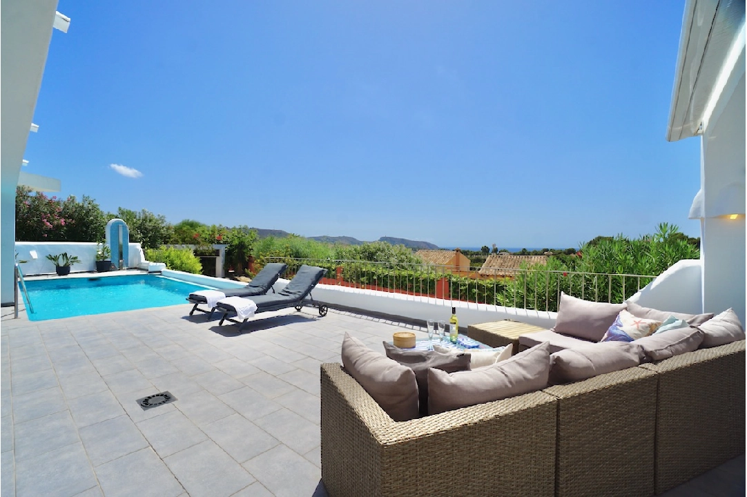 Villa in Moraira(Camarrocha) te koop, woonoppervlakte 261 m², Airconditioning, grondstuk 831 m², 3 slapkamer, 3 badkamer, Zwembad, ref.: CA-H-1670-AMB-2