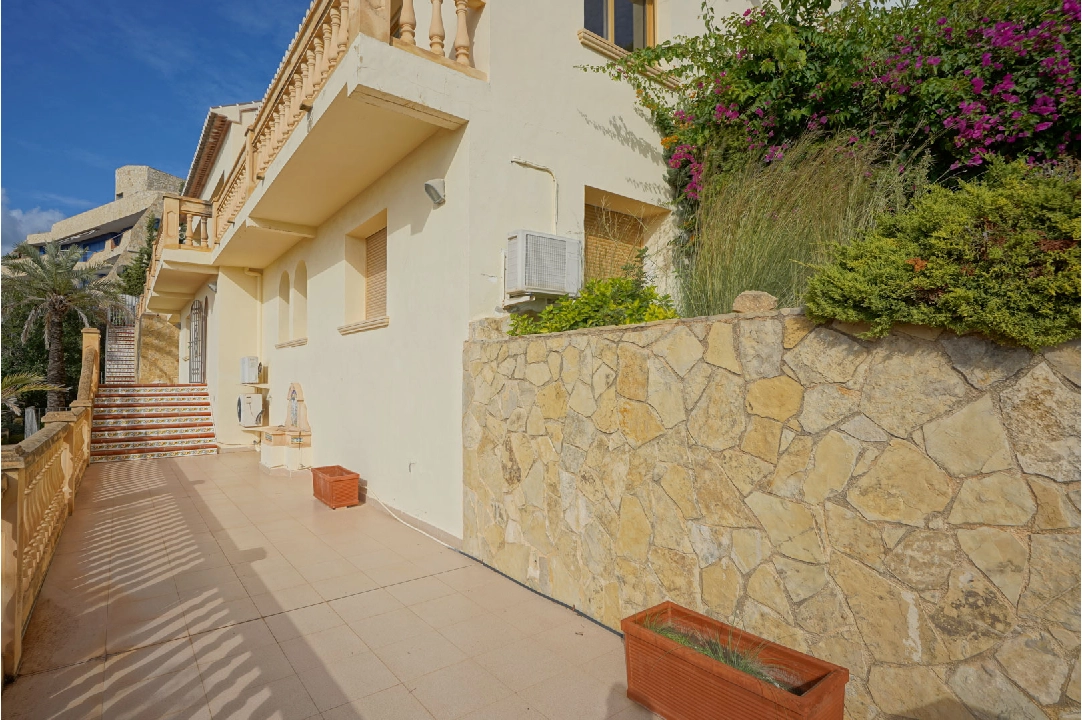 Villa in Javea te koop, woonoppervlakte 396 m², Bouwjaar 1998, Airconditioning, grondstuk 800 m², 5 slapkamer, 3 badkamer, Zwembad, ref.: BP-4448JAV-16