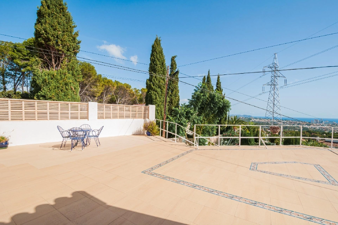 Villa in Calpe(Cucarres) te koop, woonoppervlakte 210 m², Airconditioning, grondstuk 800 m², 5 slapkamer, 4 badkamer, Zwembad, ref.: COB-3485-10535-32