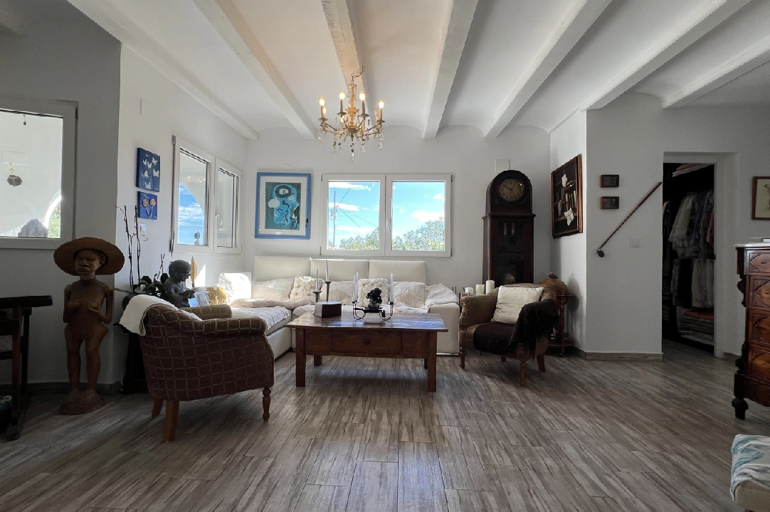 Villa in Denia(Florida) te koop, woonoppervlakte 182 m², Bouwjaar 1980, + KLIMA, Airconditioning, grondstuk 595 m², 3 slapkamer, 2 badkamer, Zwembad, ref.: SC-T1024-8