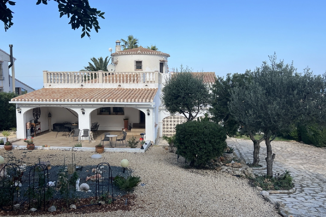 Villa in Denia te koop, woonoppervlakte 190 m², Bouwjaar 1984, Staat netjes, + KLIMA, Airconditioning, grondstuk 1900 m², 4 slapkamer, 4 badkamer, Zwembad, ref.: AS-1024-33