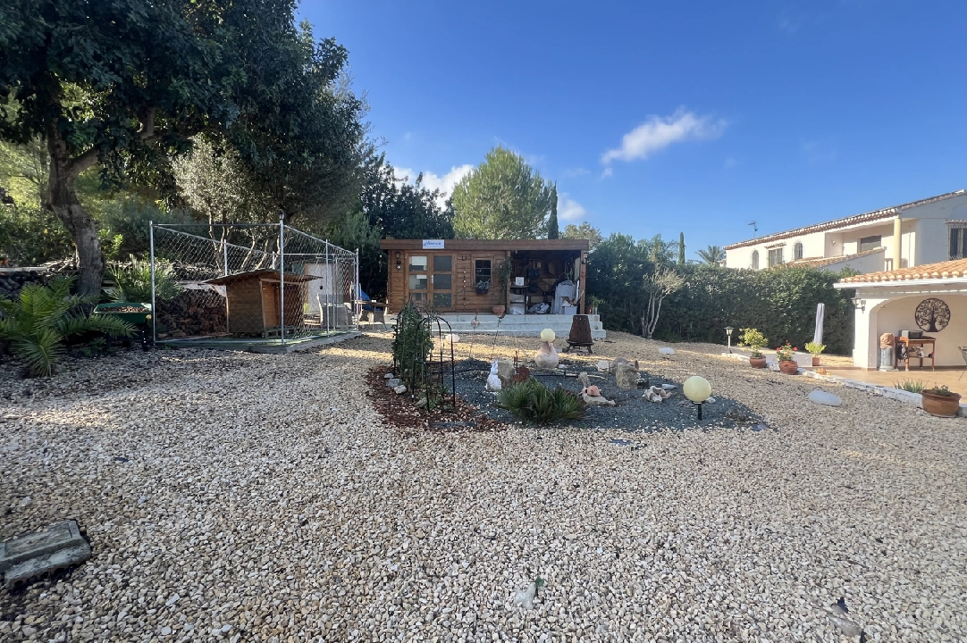 Villa in Denia te koop, woonoppervlakte 190 m², Bouwjaar 1984, Staat netjes, + KLIMA, Airconditioning, grondstuk 1900 m², 4 slapkamer, 4 badkamer, Zwembad, ref.: AS-1024-40