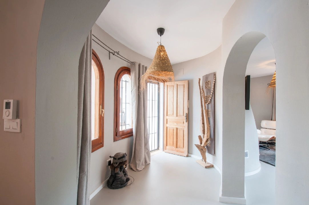 Villa in Benissa te koop, woonoppervlakte 318 m², Airconditioning, grondstuk 1152 m², 5 slapkamer, 3 badkamer, Zwembad, ref.: AM-12301DA-6