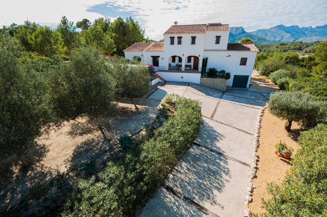 Villa in Benissa(Benimarraig) te koop, woonoppervlakte 271 m², grondstuk 10438 m², 5 slapkamer, 3 badkamer, Zwembad, ref.: COB-3488-10535-35