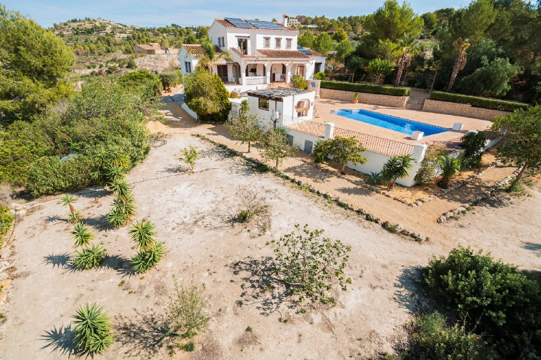 Villa in Benissa(Benimarraig) te koop, woonoppervlakte 271 m², grondstuk 10438 m², 5 slapkamer, 3 badkamer, Zwembad, ref.: COB-3488-10535-40