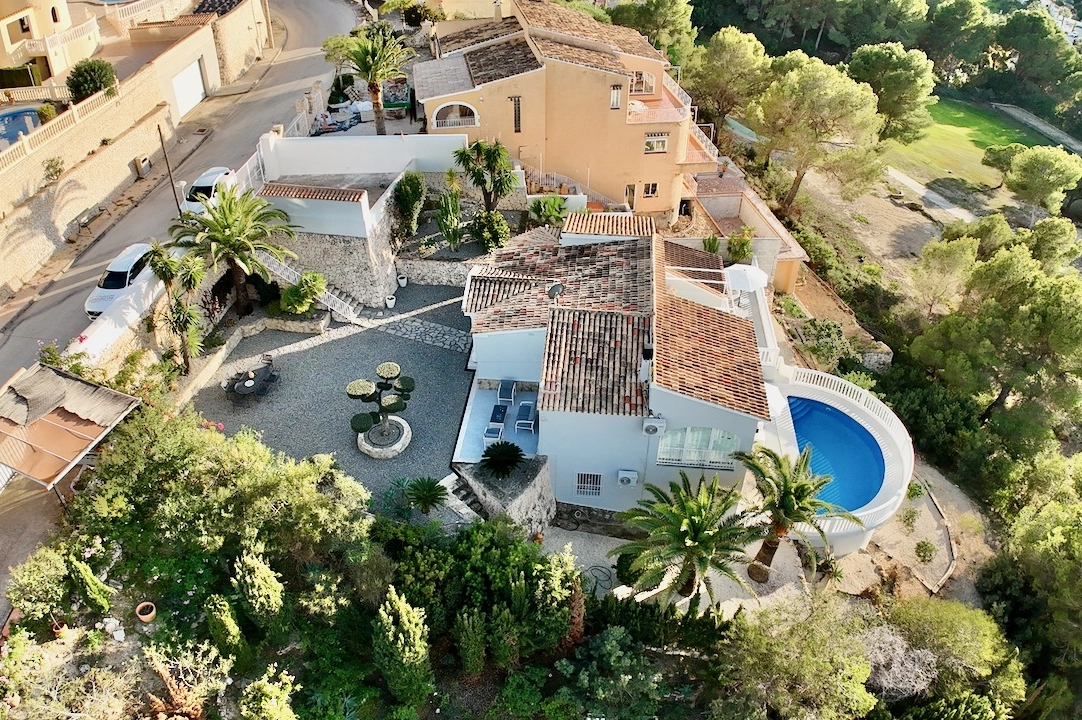 Villa in Benissa(San Jaime) te koop, woonoppervlakte 221 m², Airconditioning, grondstuk 981 m², 5 slapkamer, 2 badkamer, Zwembad, ref.: CA-H-1839-AMBE-50