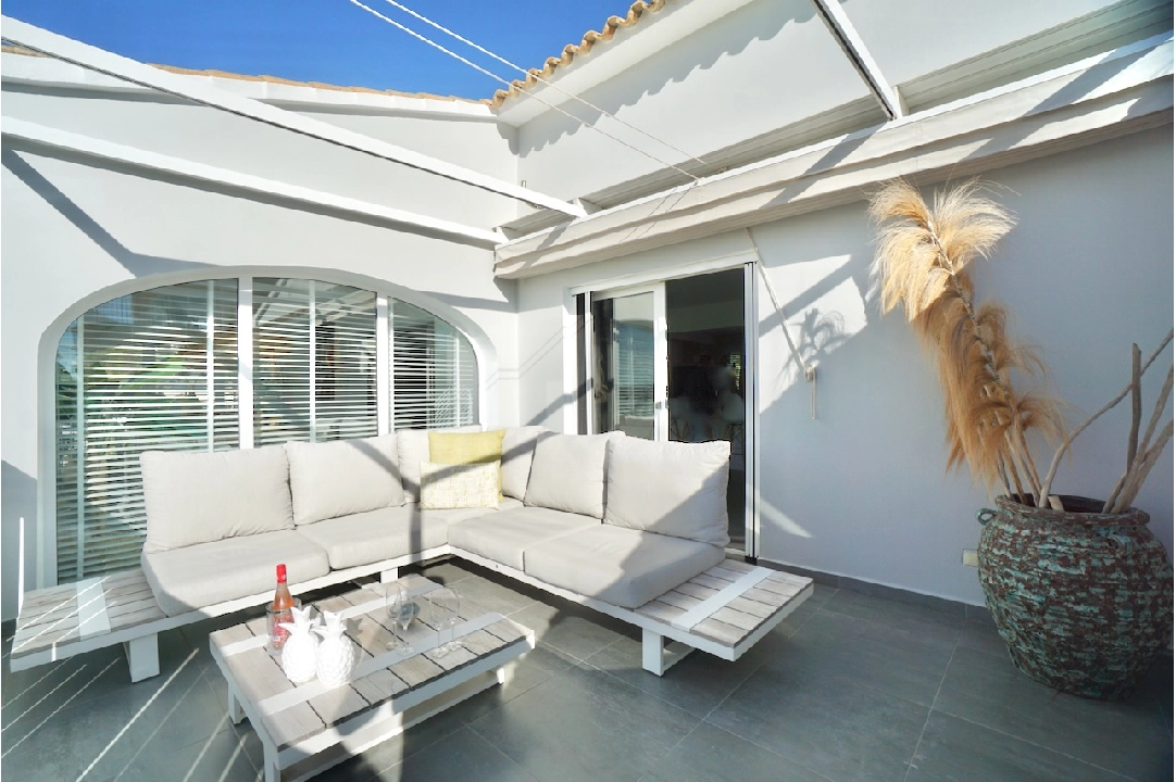 Villa in Benissa(San Jaime) te koop, woonoppervlakte 221 m², Airconditioning, grondstuk 981 m², 5 slapkamer, 2 badkamer, Zwembad, ref.: CA-H-1839-AMBE-6