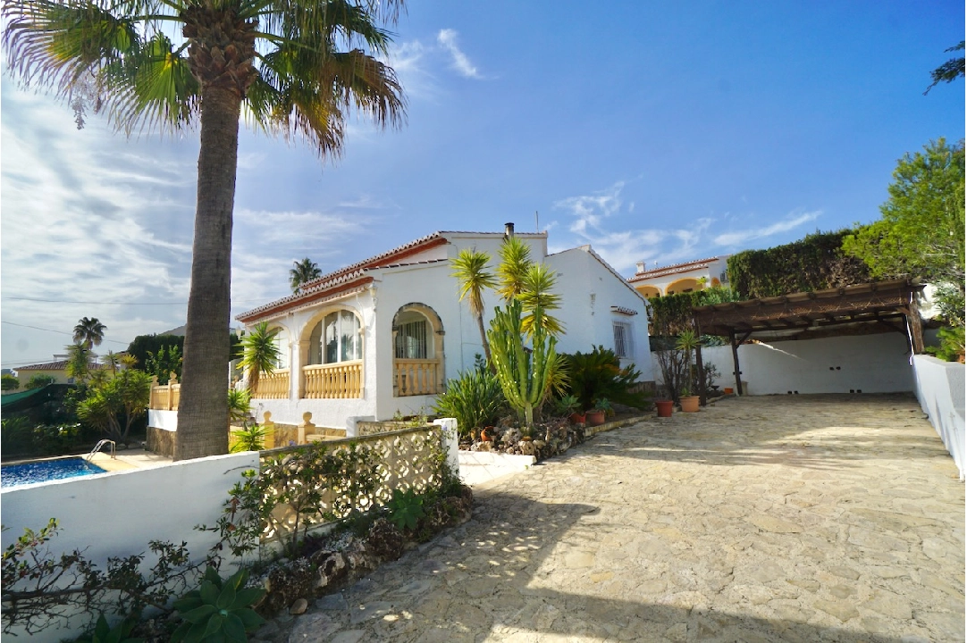 Villa in Benitachell(Les Fonts) te koop, woonoppervlakte 132 m², grondstuk 672 m², 3 slapkamer, 2 badkamer, Zwembad, ref.: CA-H-1844-AMBE-32