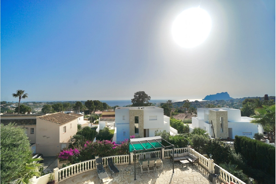 Villa in Benissa(Montemar) te koop, woonoppervlakte 165 m², grondstuk 823 m², 3 slapkamer, 2 badkamer, Zwembad, ref.: CA-H-1845-AMB-15