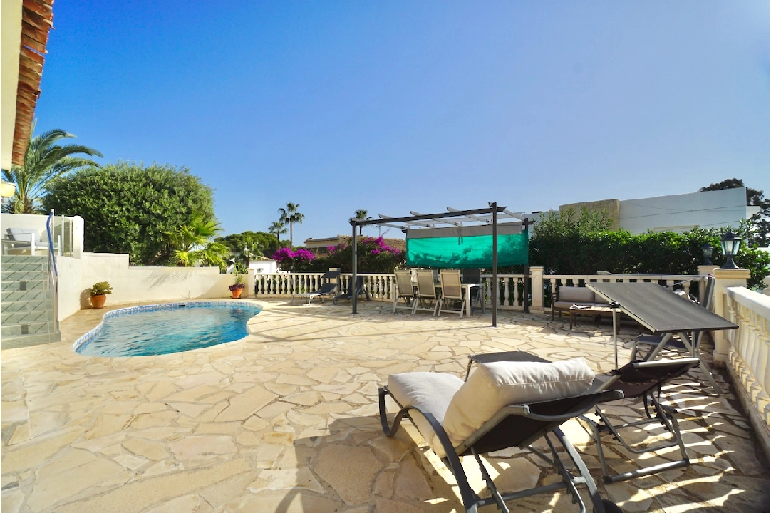 Villa in Benissa(Montemar) te koop, woonoppervlakte 165 m², grondstuk 823 m², 3 slapkamer, 2 badkamer, Zwembad, ref.: CA-H-1845-AMB-16