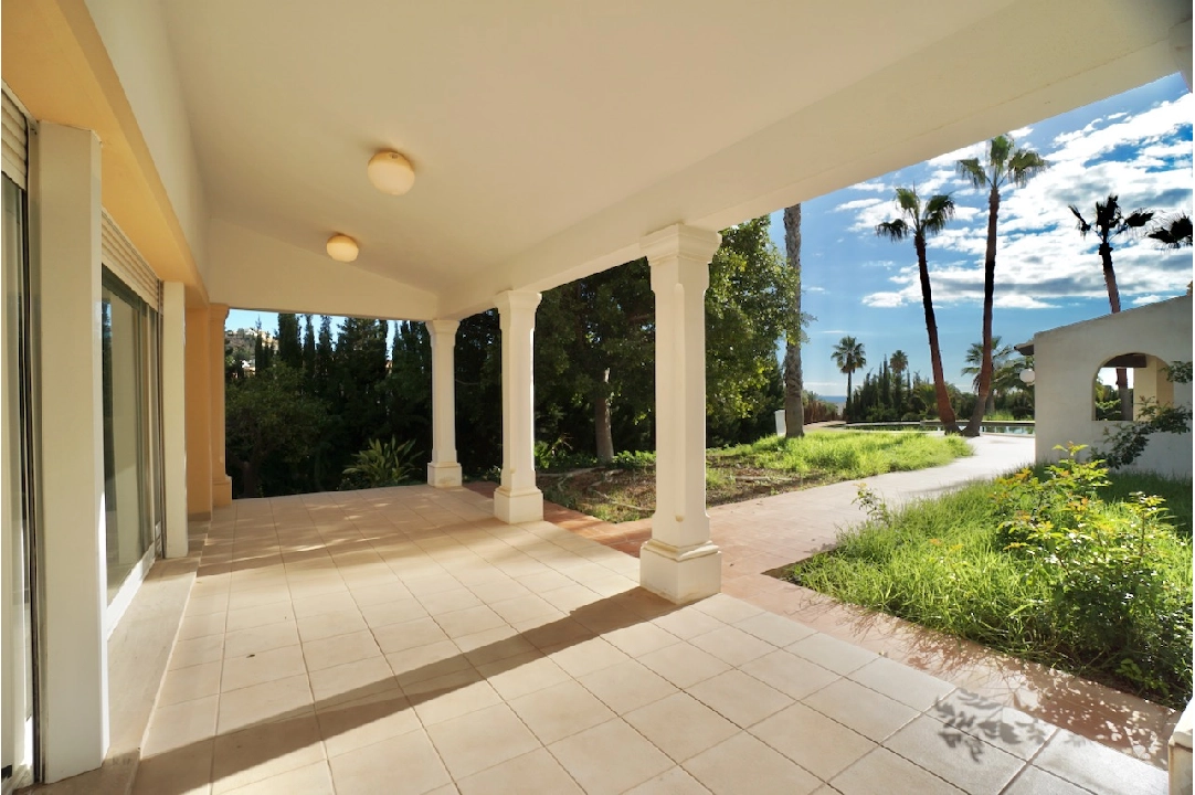 Villa in Moraira(Solpark) te koop, woonoppervlakte 306 m², Airconditioning, grondstuk 2403 m², 5 slapkamer, 6 badkamer, Zwembad, ref.: CA-H-1851-AMB-8