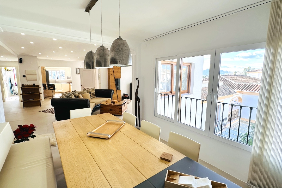 Penthouse Apartment in Denia(Las Marinas) te koop, woonoppervlakte 168 m², Bouwjaar 98, Staat als nieuw, + Vloerverwarming, Airconditioning, 4 slapkamer, 3 badkamer, Zwembad, ref.: AS-0325-23