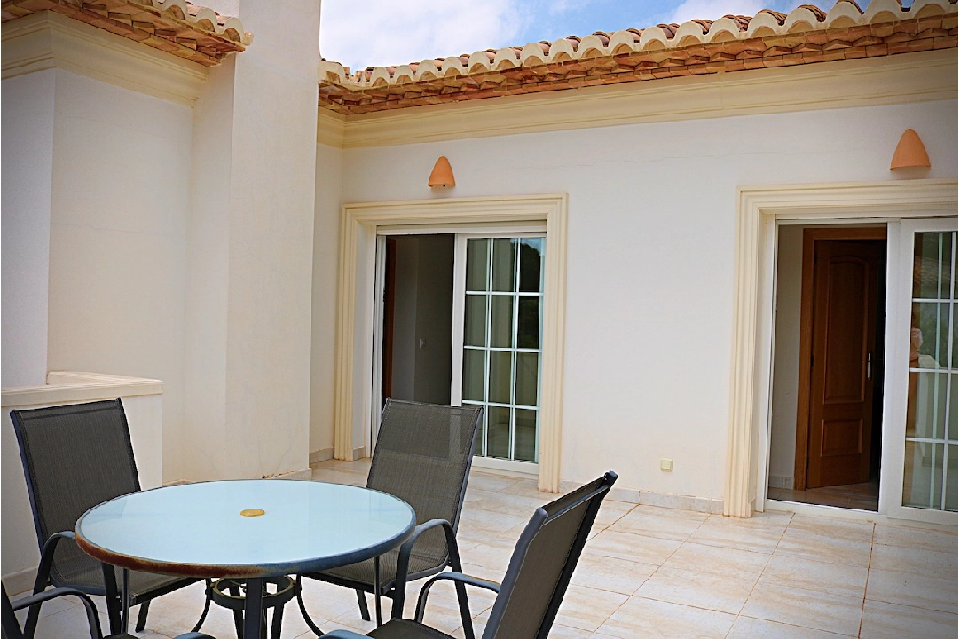 Villa in Benissa(Pinada) te koop, woonoppervlakte 280 m², Airconditioning, grondstuk 829 m², 4 slapkamer, 3 badkamer, Zwembad, ref.: CA-H-1857-AMB-18