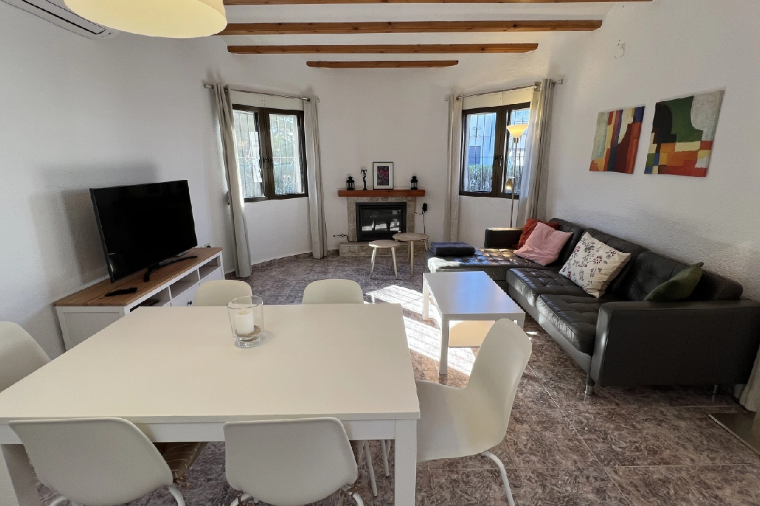 Villa in Els Poblets(Barranquets) te koop, woonoppervlakte 120 m², Bouwjaar 1990, Airconditioning, grondstuk 427 m², 3 slapkamer, 2 badkamer, Zwembad, ref.: JS-0325-10