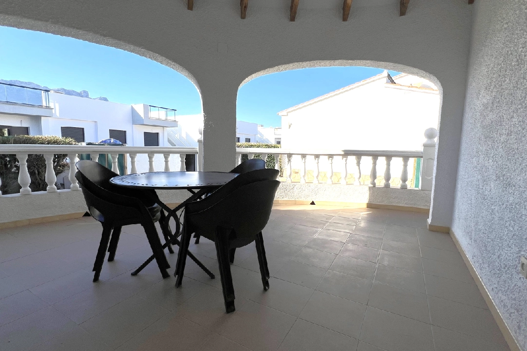 Villa in Els Poblets(Barranquets) te koop, woonoppervlakte 120 m², Bouwjaar 1990, Airconditioning, grondstuk 427 m², 3 slapkamer, 2 badkamer, Zwembad, ref.: JS-0325-11