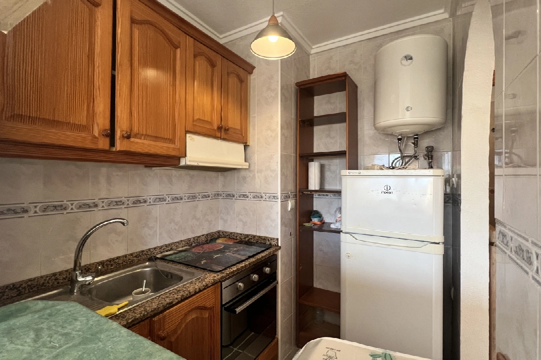 Apartment in Denia(Les Deveses) te koop, woonoppervlakte 52 m², Bouwjaar 2000, Staat netjes, + Centrale verwarming, 2 slapkamer, 1 badkamer, ref.: JS-0225-10