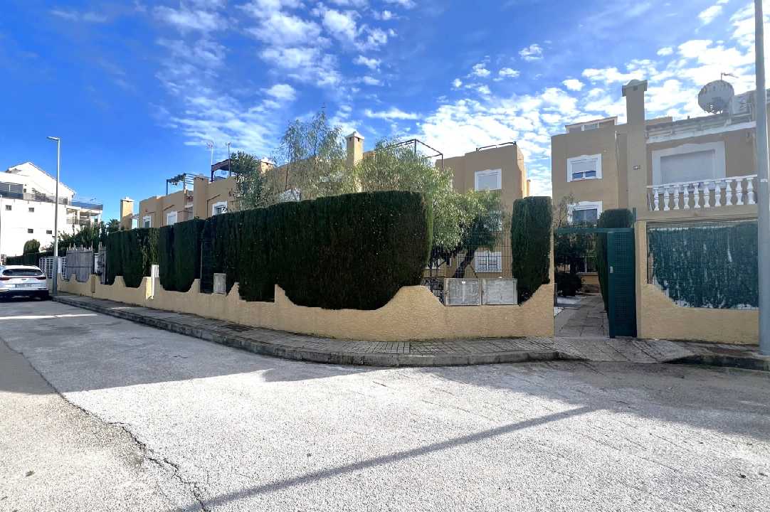 Apartment in Denia(Les Deveses) te koop, woonoppervlakte 52 m², Bouwjaar 2000, Staat netjes, + Centrale verwarming, 2 slapkamer, 1 badkamer, ref.: JS-0225-2