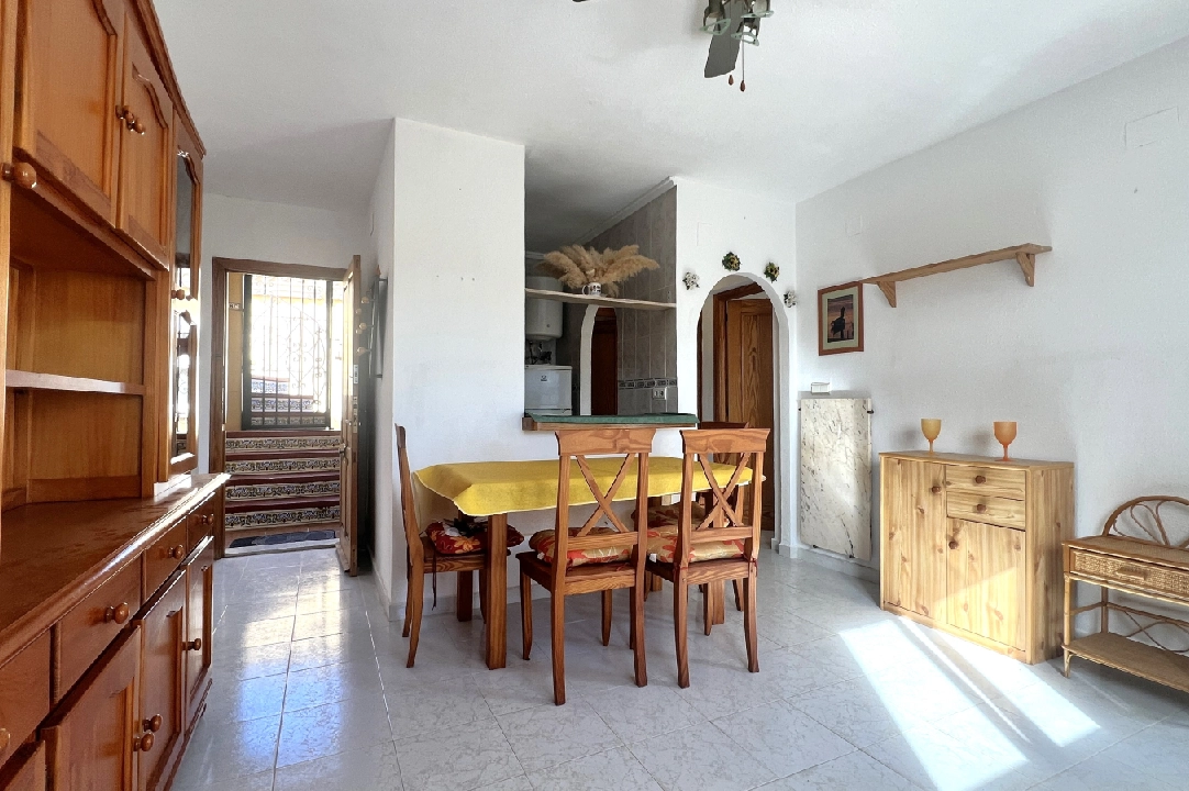 Apartment in Denia(Les Deveses) te koop, woonoppervlakte 52 m², Bouwjaar 2000, Staat netjes, + Centrale verwarming, 2 slapkamer, 1 badkamer, ref.: JS-0225-6