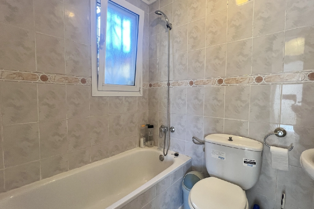 Apartment in Denia(Les Deveses) te koop, woonoppervlakte 52 m², Bouwjaar 2000, Staat netjes, + Centrale verwarming, 2 slapkamer, 1 badkamer, ref.: JS-0225-9