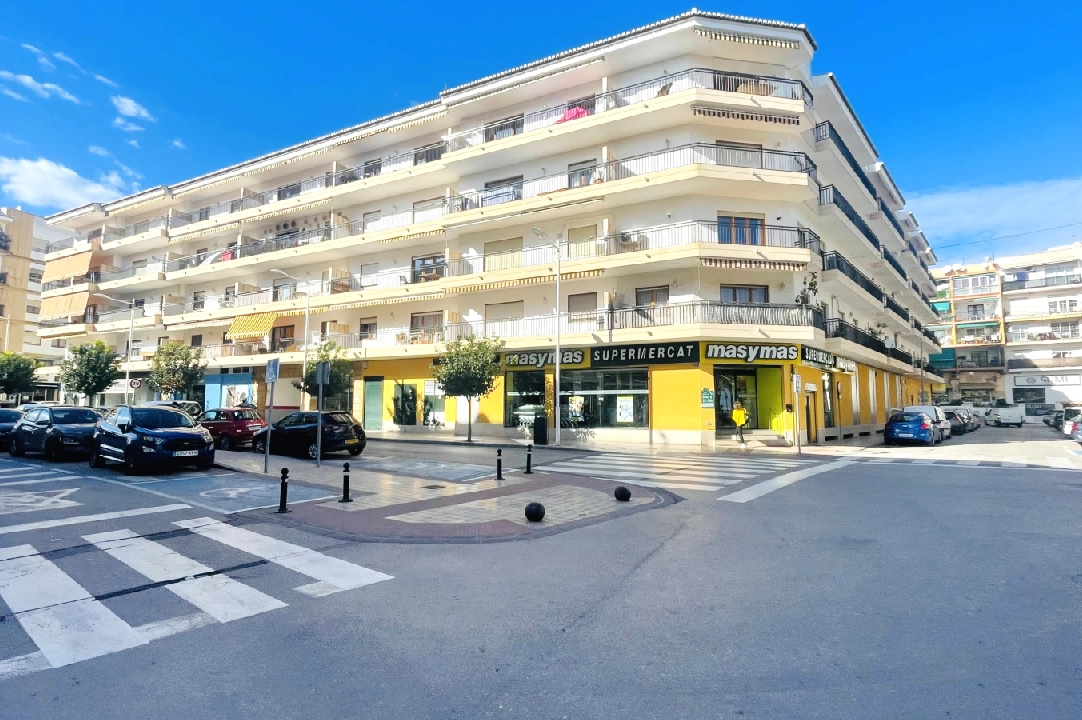 Apartment in Javea(Puerto) te koop, woonoppervlakte 126 m², Bouwjaar 1982, Airconditioning, 4 slapkamer, 2 badkamer, ref.: JS-0525-1