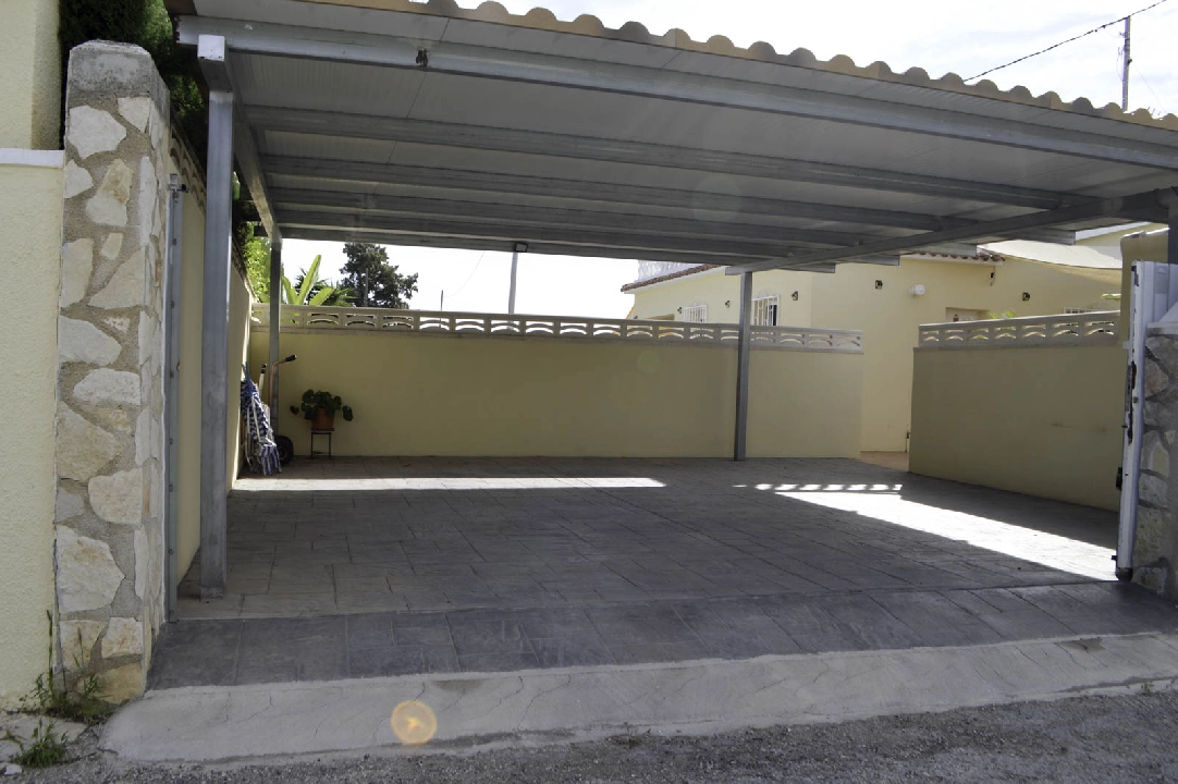 Villa in Denia te koop, woonoppervlakte 121 m², Airconditioning, grondstuk 623 m², 4 slapkamer, 2 badkamer, Zwembad, ref.: CO-C25935-45