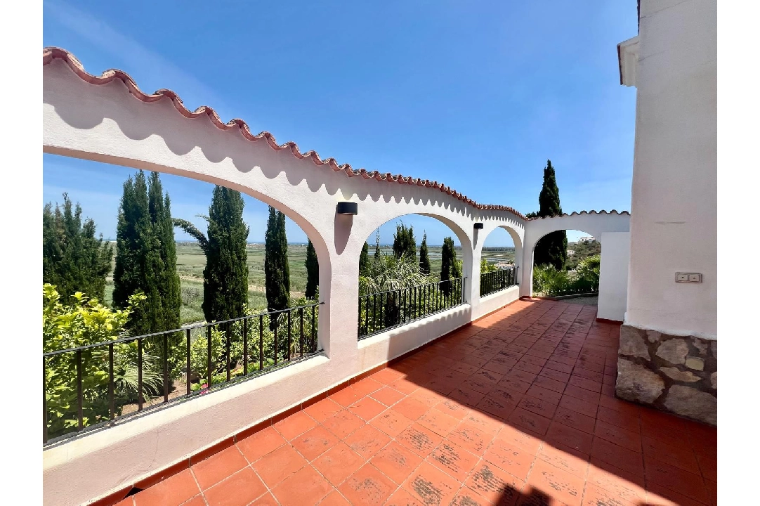 Villa in Monte Pego te koop, woonoppervlakte 268 m², grondstuk 1307 m², 5 slapkamer, 3 badkamer, Zwembad, ref.: CPS-36403640-6