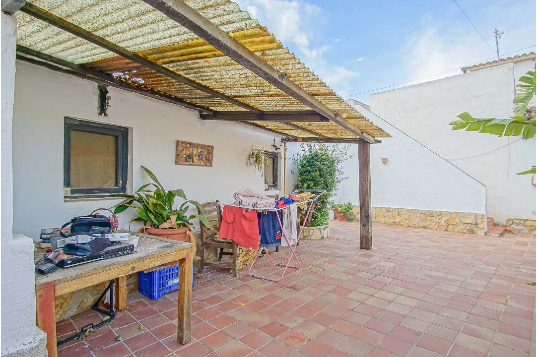 Villa in Denia te koop, woonoppervlakte 269 m², Bouwjaar 1973, + KLIMA, Airconditioning, grondstuk 1545 m², 6 slapkamer, 4 badkamer, Zwembad, ref.: BP-8234DEN-14