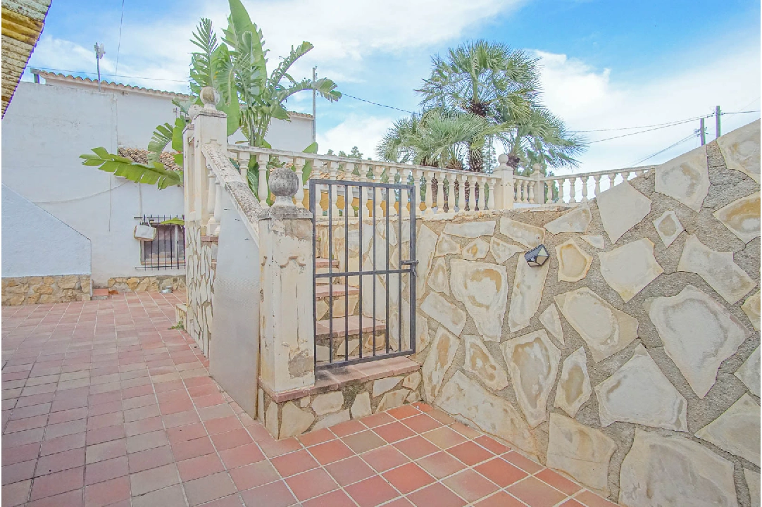 Villa in Denia te koop, woonoppervlakte 269 m², Bouwjaar 1973, + KLIMA, Airconditioning, grondstuk 1545 m², 6 slapkamer, 4 badkamer, Zwembad, ref.: BP-8234DEN-24