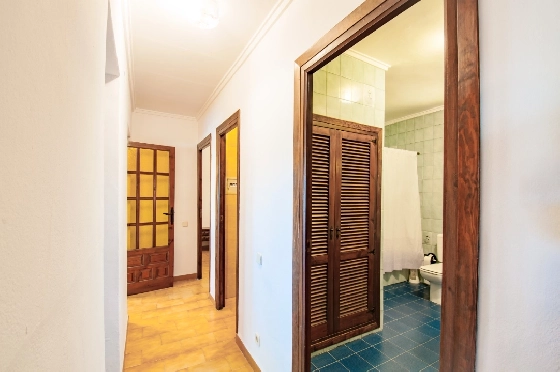 Villa in Benissa(La Fustera) zu verkaufen, Wohnfläche 312 m², Baujahr 1978, Klimaanlage, Grundstück 2669 m², 6 Schlafzimmer, 2 Badezimmer, Pool, ref.: AM-12452DA-29