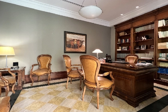 Stadthaus in Pego(Innenstadt) zu verkaufen, Wohnfläche 690 m², Baujahr 1930, Zustand gepflegt, + Zentralheizung, Klimaanlage, Grundstück 305 m², 6 Schlafzimmer, 5 Badezimmer, ref.: AS-1325-8