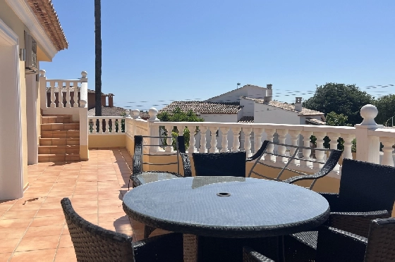 Villa in Els Poblets(Ptda. Revoltes) zu verkaufen, Wohnfläche 234 m², Baujahr 2004, Zustand gepflegt, + Zentralheizung, Klimaanlage, Grundstück 614 m², 4 Schlafzimmer, 3 Badezimmer, Pool, ref.: AS-1425-39