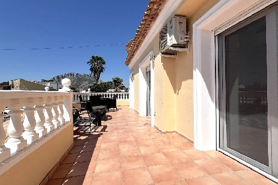 Villa in Els Poblets(Ptda. Revoltes) zu verkaufen, Wohnfläche 234 m², Baujahr 2004, Zustand gepflegt, + Zentralheizung, Klimaanlage, Grundstück 614 m², 4 Schlafzimmer, 3 Badezimmer, Pool, ref.: AS-1425-40
