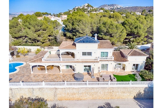 Villa in Moraira zu verkaufen, Wohnfläche 466 m², Baujahr 2005, Klimaanlage, Grundstück 2040 m², 5 Schlafzimmer, 5 Badezimmer, Pool, ref.: AM-12515DR-7