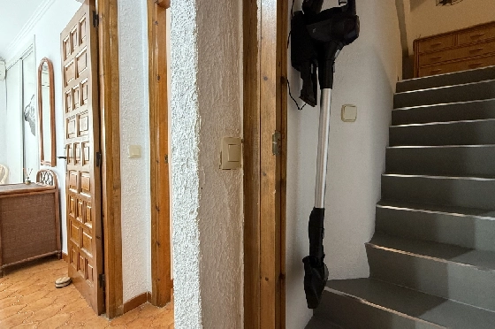 Villa in Els Poblets zur Ferienvermietung, Wohnfläche 100 m², Baujahr 1983, Zustand gepflegt, + KLIMA, Klimaanlage, Grundstück 353 m², 3 Schlafzimmer, 1 Badezimmer, Pool, ref.: T-0325-14