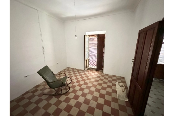 Stadthaus in Pego zu verkaufen, Wohnfläche 426 m², Baujahr 1900, Klimaanlage, Grundstück 172 m², 10 Schlafzimmer, 4 Badezimmer, Pool, ref.: O-V96014-26