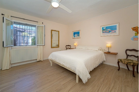 Villa in Benissa zu verkaufen, Wohnfläche 326 m², Baujahr 1989, + Zentralheizung, Klimaanlage, Grundstück 4389 m², 5 Schlafzimmer, 3 Badezimmer, Pool, ref.: PV-141-02013P-23