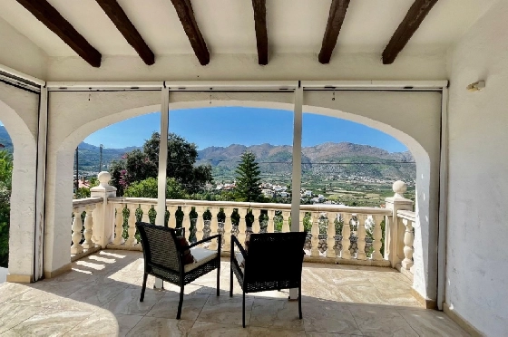 Villa in Orba(Valley) zu verkaufen, Wohnfläche 147 m², + Ofen, Klimaanlage, Grundstück 600 m², 3 Schlafzimmer, 2 Badezimmer, Pool, ref.: PV-141-02031P-30
