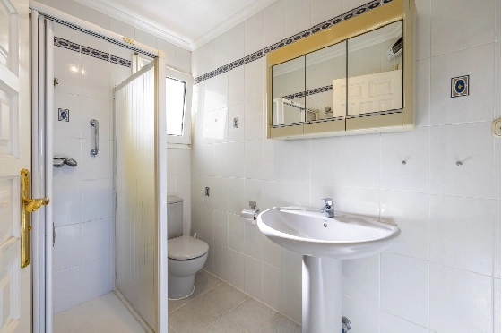Villa in Denia zu verkaufen, Wohnfläche 267 m², Baujahr 1993, Zustand gepflegt, + Zentralheizung, Grundstück 1085 m², 4 Schlafzimmer, 3 Badezimmer, Pool, ref.: BC-7785-41