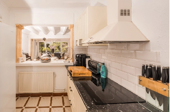 Villa in Javea zu verkaufen, Wohnfläche 246 m², Klimaanlage, Grundstück 1125 m², 4 Schlafzimmer, 4 Badezimmer, Pool, ref.: AVS-57244-8
