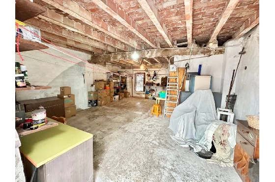 Stadthaus in Pego zu verkaufen, Wohnfläche 280 m², Baujahr 1948, Klimaanlage, Grundstück 104 m², 4 Schlafzimmer, 2 Badezimmer, Pool, ref.: O-V96714-32