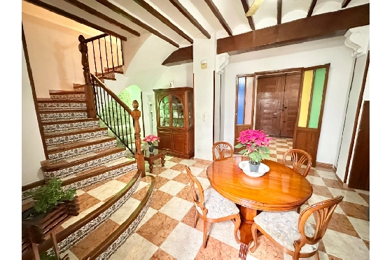 Stadthaus in Pego zu verkaufen, Wohnfläche 280 m², Baujahr 1948, Klimaanlage, Grundstück 104 m², 4 Schlafzimmer, 2 Badezimmer, Pool, ref.: O-V96714-35