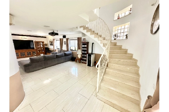 Villa in Pego zu verkaufen, Wohnfläche 320 m², Baujahr 2009, Klimaanlage, Grundstück 1166 m², 5 Schlafzimmer, 4 Badezimmer, Pool, ref.: O-V98014-26