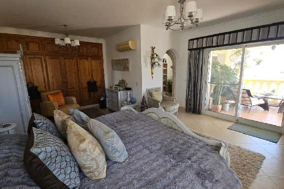 Villa in Pego zu verkaufen, Wohnfläche 312 m², Baujahr 2005, Klimaanlage, Grundstück 1027 m², 5 Schlafzimmer, 5 Badezimmer, Pool, ref.: O-V98114-37