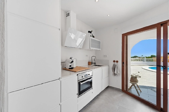 Villa in Moraira zu verkaufen, Wohnfläche 290 m², Baujahr 2003, + Ofen, Klimaanlage, Grundstück 847 m², 3 Schlafzimmer, 3 Badezimmer, Pool, ref.: AM-12692DR-41