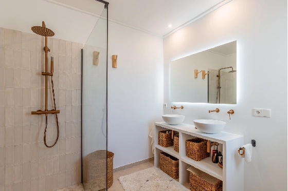 Villa in Moraira zu verkaufen, Wohnfläche 347 m², Baujahr 2025, Klimaanlage, Grundstück 852 m², 4 Schlafzimmer, 5 Badezimmer, Pool, ref.: AM-12704DA-27
